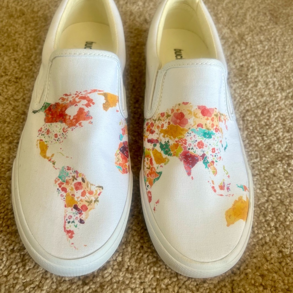 Bucketlist Colorful World Map adult Slip-On Sneakers